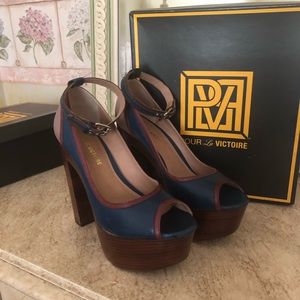 Pour La Victoire platform him